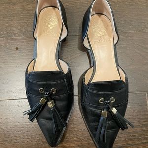VINCE CAMUTO tassel loafers